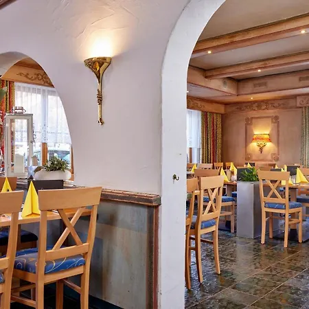 Alpenhotel Rieger מלון